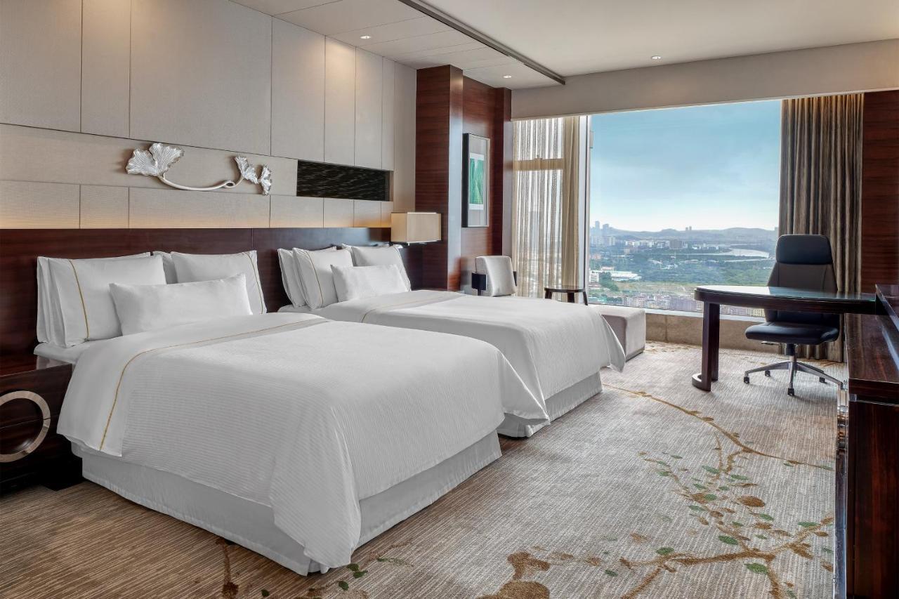 Отель The Westin Pazhou Гуанчжоу Экстерьер фото