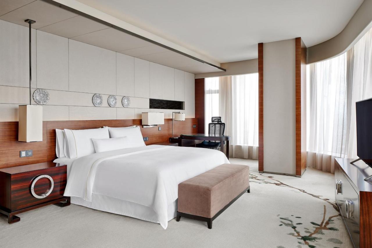 Отель The Westin Pazhou Гуанчжоу Экстерьер фото