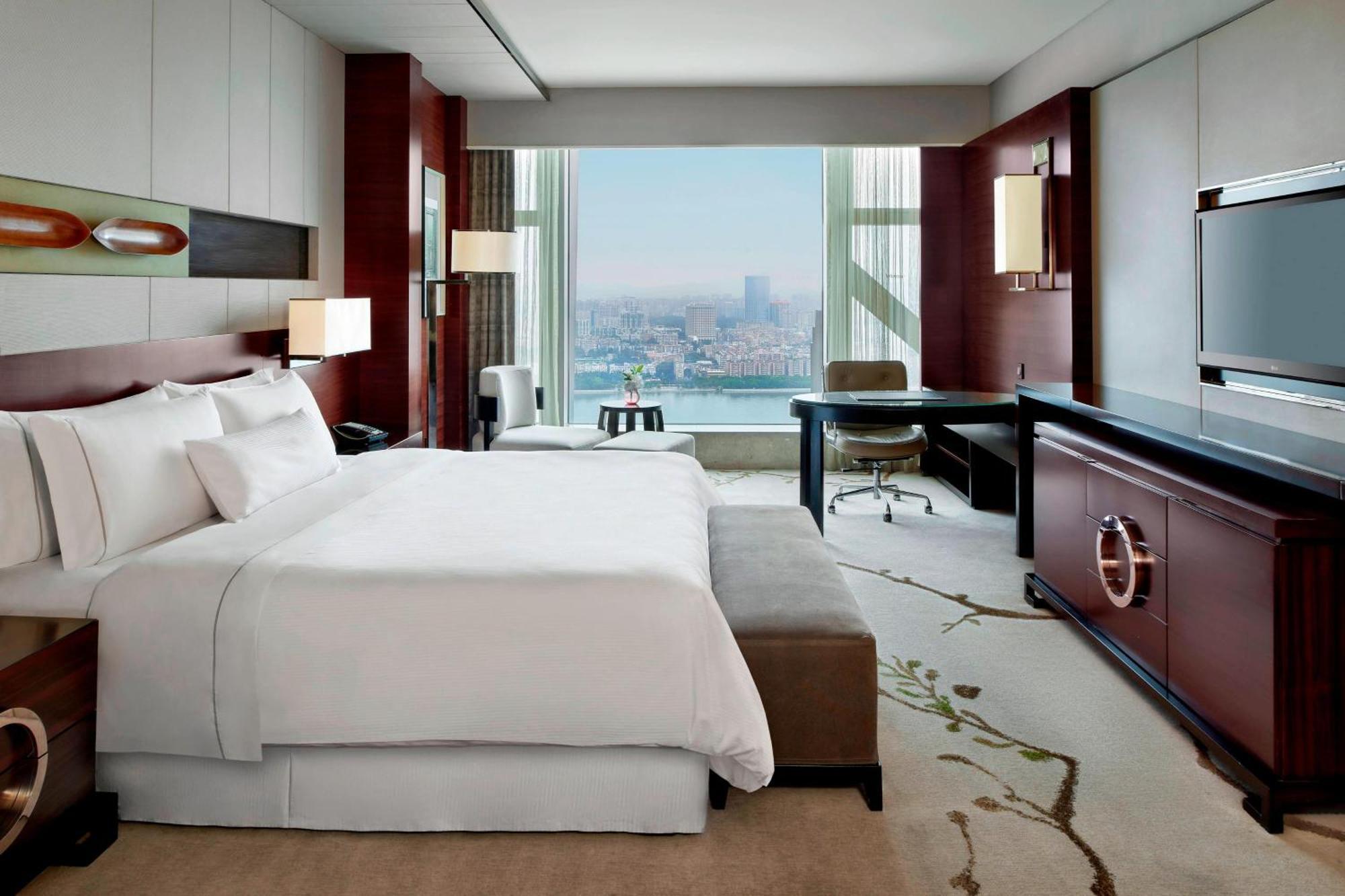 Отель The Westin Pazhou Гуанчжоу Экстерьер фото